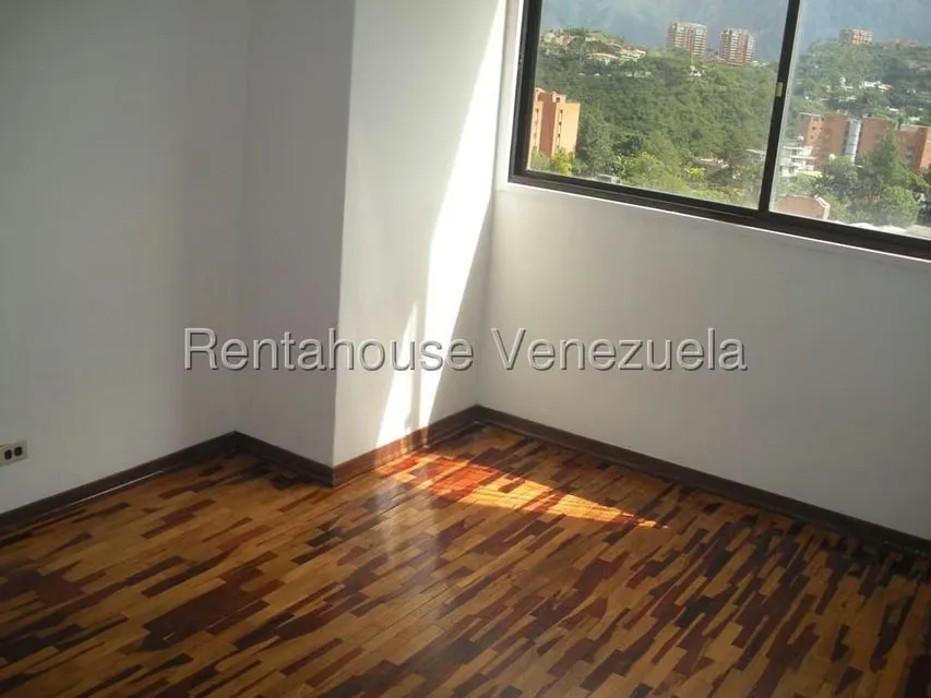 Apartamento (1 Nivel) en Alquiler en Guaicay, Distrito Metropolitano - 7