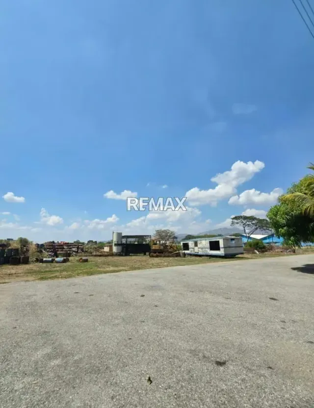 Venta de Terreno en Guacara Ubicación Estratégica - 3