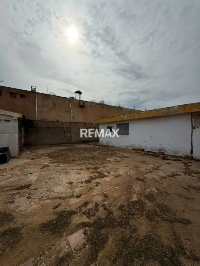 Terreno en Venta Urb. La Coromoto - 6