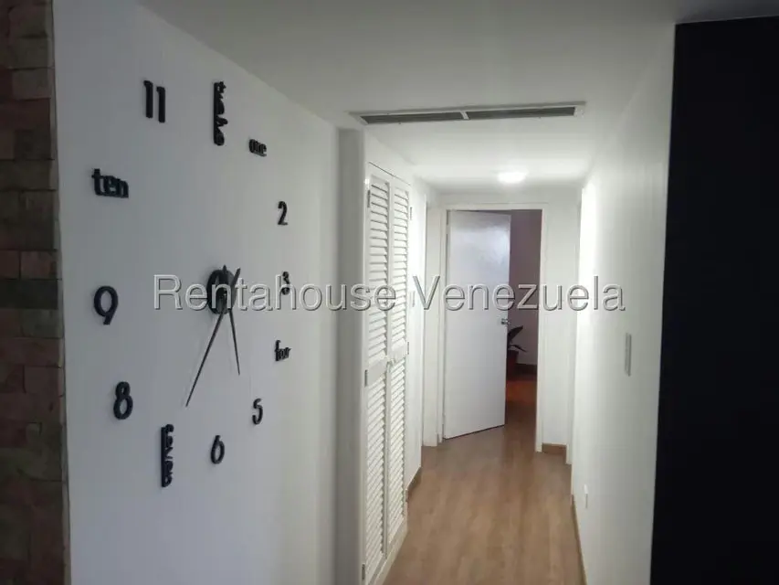 Apartamento (1 Nivel) en Venta en Avenida Bolivar, Nueva Esparta - 16
