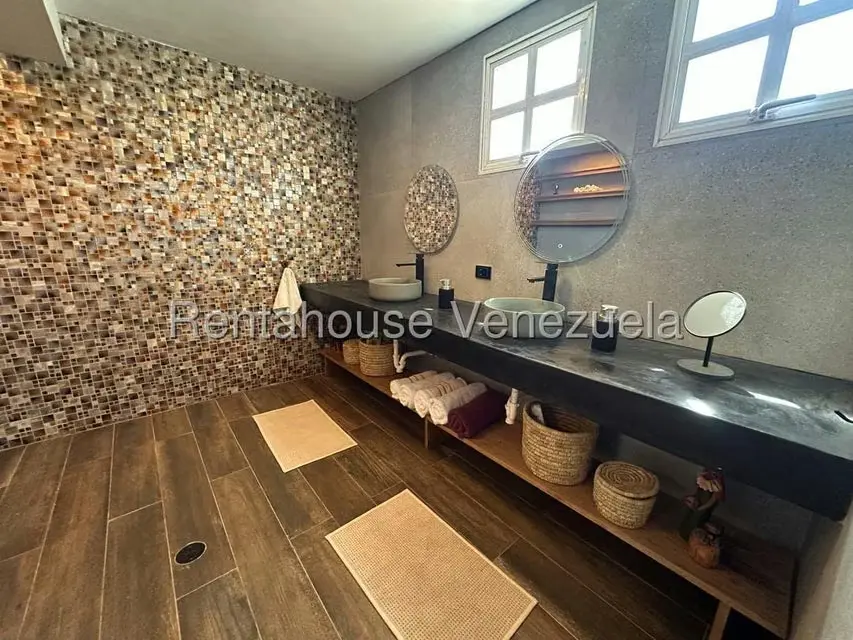 Apartamento (1 Nivel) en Venta en Avenida Bolivar, Nueva Esparta - 27