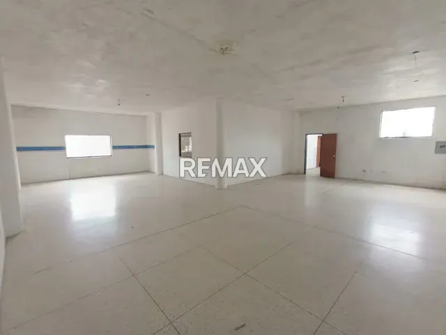 Local Comercial en Alquiler Estación de Servicio San Miguel 2000 - 2