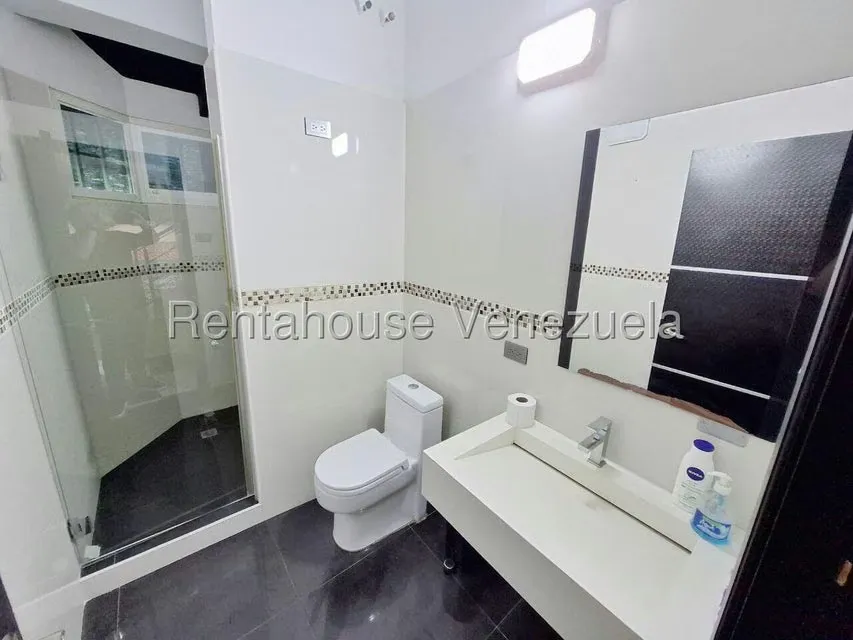 Casa (1 Nivel) en Venta en Las Marias, Distrito Metropolitano - 26