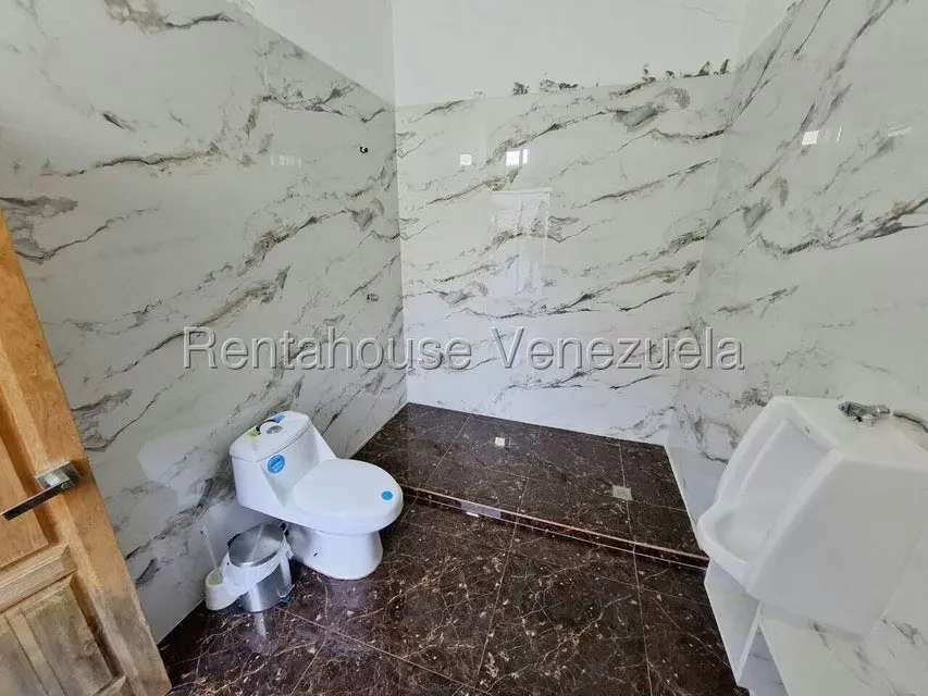 Casa (1 Nivel) en Venta en Las Marias, Distrito Metropolitano - 31