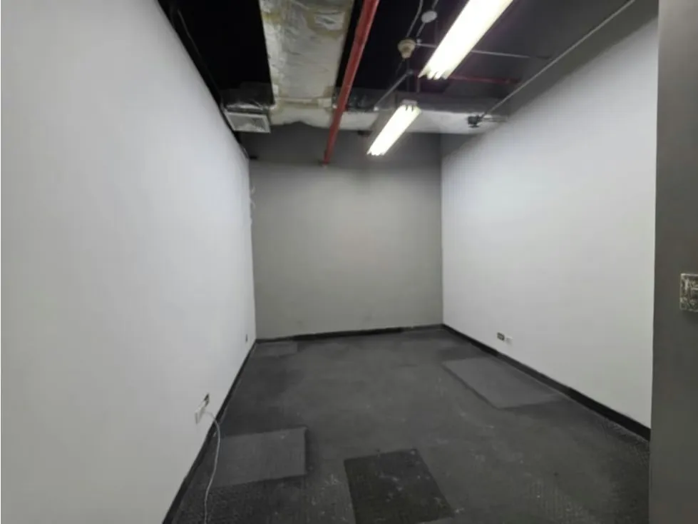 Se Alquila Oficina 360m² Torre Humbolt - 12
