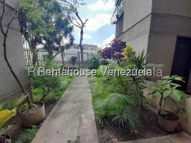 Apartamento (1 Nivel) en Venta en Los Chorros, Distrito Metropolitano - 15