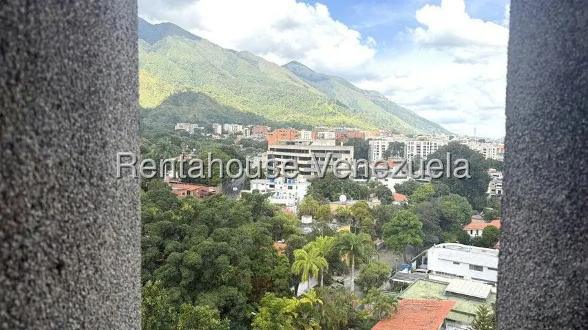 Apartamento (1 Nivel) en Venta en Los Chorros, Distrito Metropolitano - 17