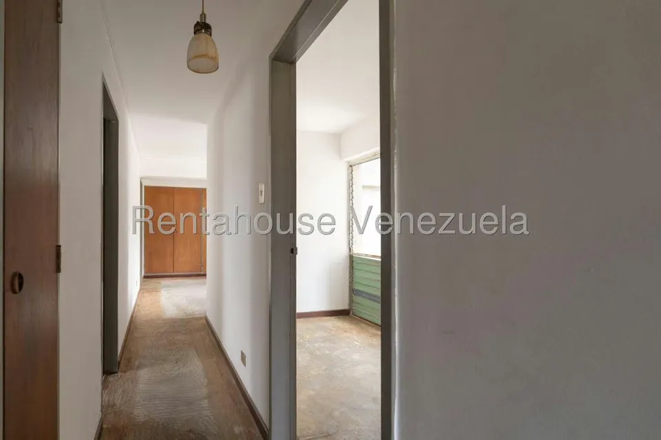 Apartamento (1 Nivel) en Venta en Los Chorros, Distrito Metropolitano - 22