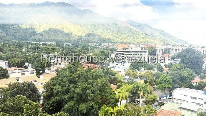Apartamento (1 Nivel) en Venta en Los Chorros, Distrito Metropolitano - 10
