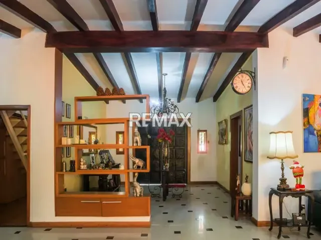 Exclusiva casa en venta, Urb. La Entrada. - 11