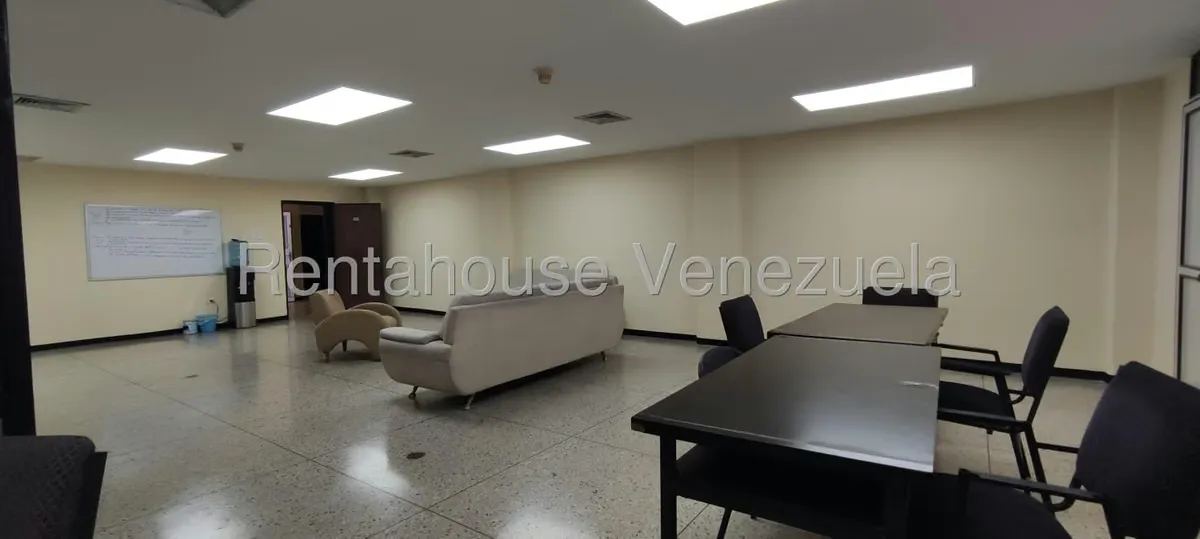 Comercial (Oficina) en Venta en Centro, Lara - 11