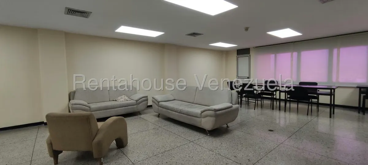 Comercial (Oficina) en Venta en Centro, Lara - 16