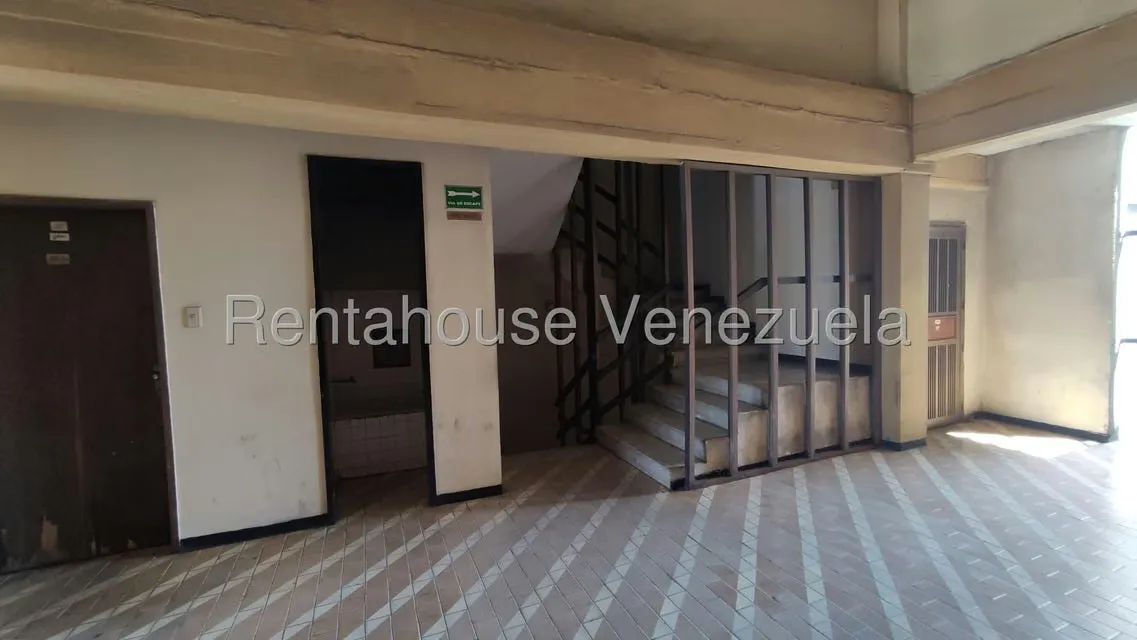 Comercial (Oficina) en Venta en Centro, Lara - 20
