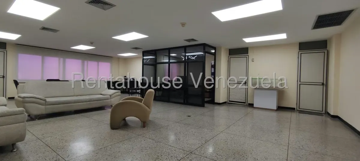 Comercial (Oficina) en Venta en Centro, Lara - 4