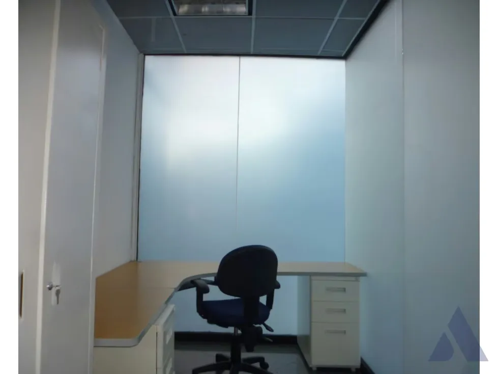 Alquiler local comercial 161m2 Plaza Venezuela 3515 - 20