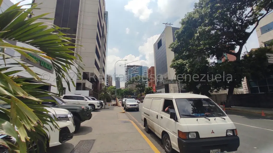 Local Comercial en Venta en El Rosal, Distrito Metropolitano - 17