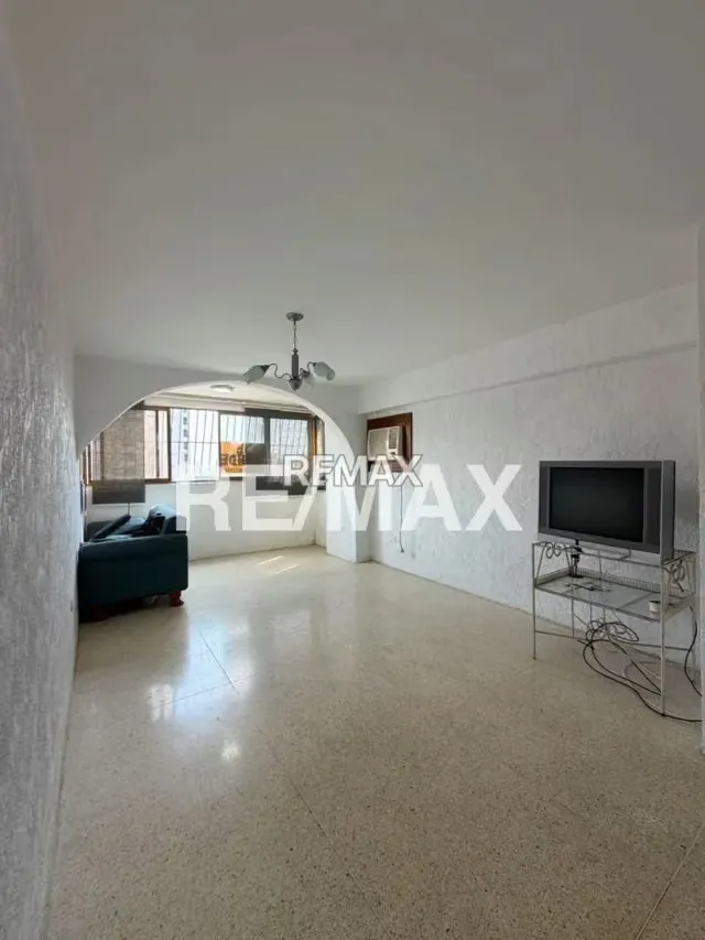 Apartamento en venta, Residencias la Rosaleda - 3