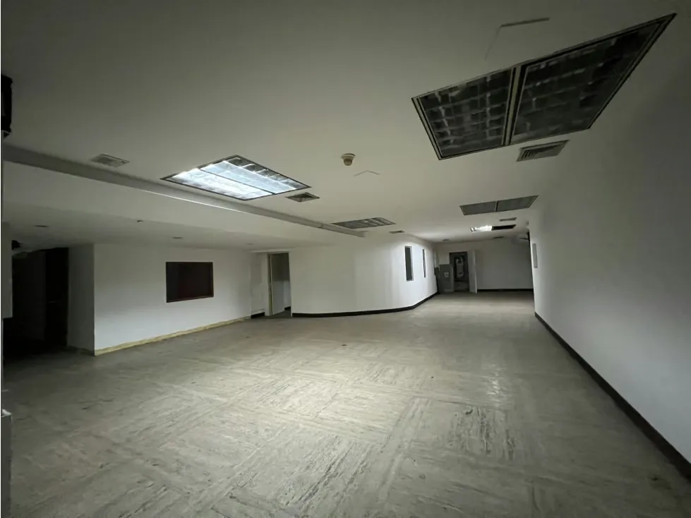 Se Vende Local Comercial/2716M2/2765 - 4