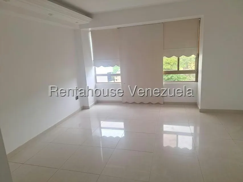 Apartamento (1 Nivel) en Alquiler en La Alameda, Distrito Metropolitano - 16