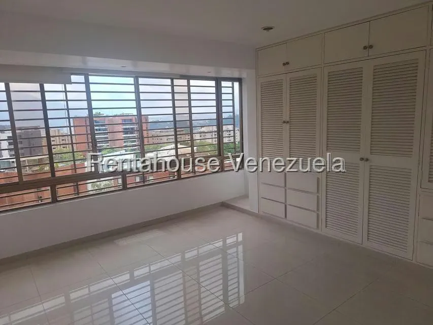 Apartamento (1 Nivel) en Alquiler en La Alameda, Distrito Metropolitano - 20