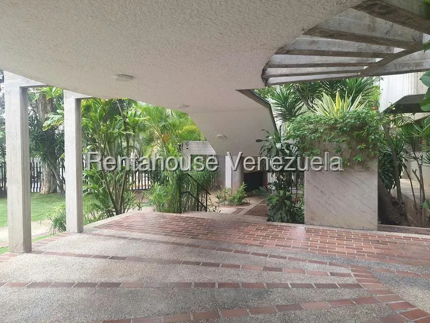 Apartamento (1 Nivel) en Alquiler en La Alameda, Distrito Metropolitano - 22