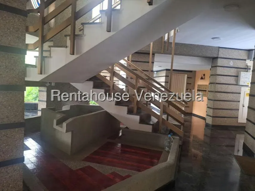 Apartamento (1 Nivel) en Alquiler en La Alameda, Distrito Metropolitano - 5