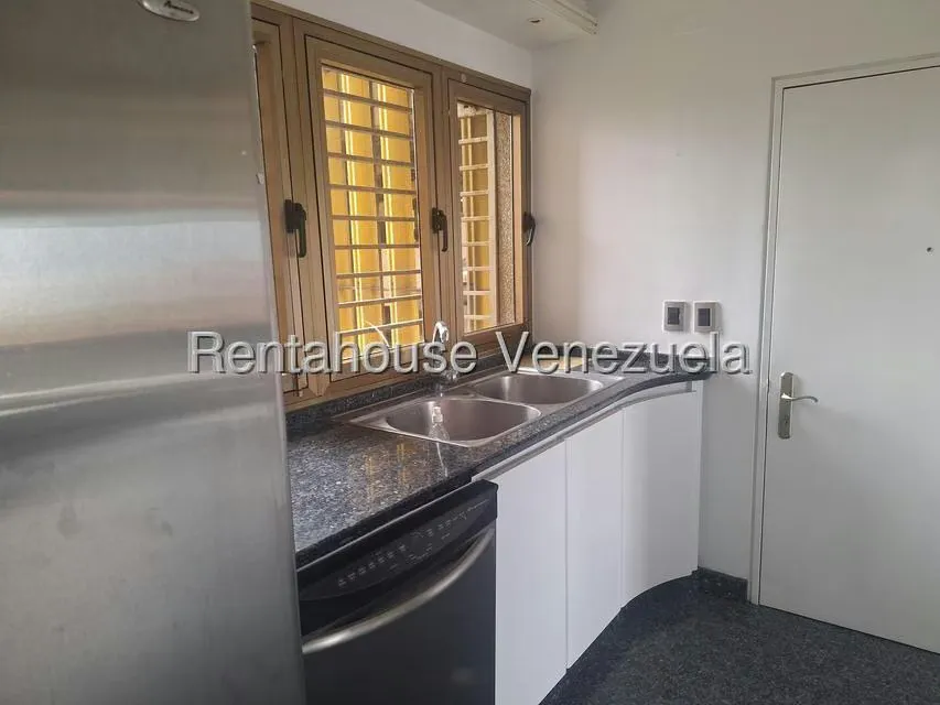 Apartamento (1 Nivel) en Alquiler en La Alameda, Distrito Metropolitano - 10