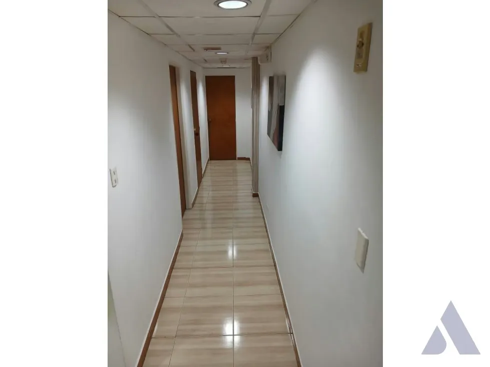 Alquilo Oficina / Cubiculo, 9m², sala de espera, baño, Chacaito 7118 - 6