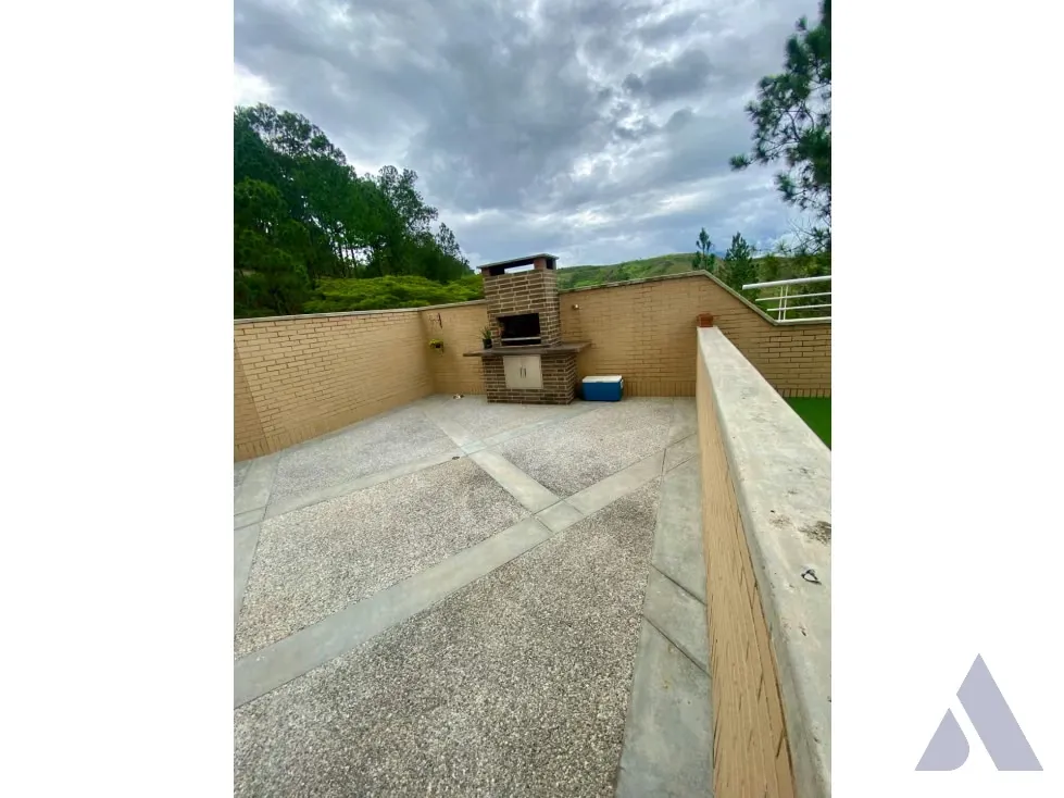 Vendo apartamento PB 206m2 La Lagunita 6665 - 9