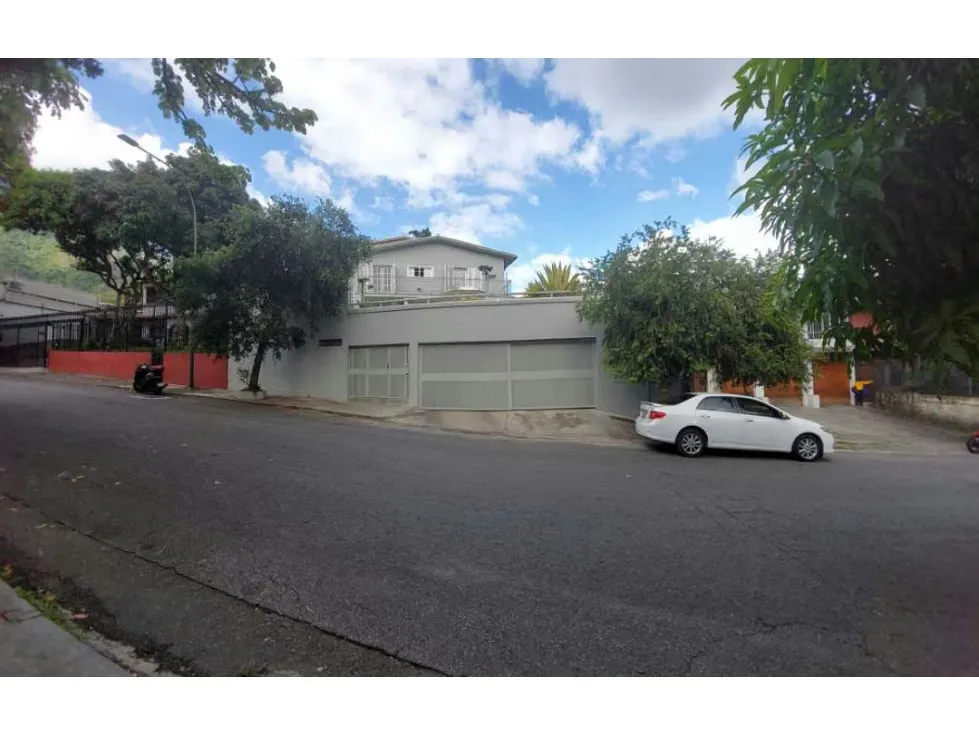 Vendo casa 650m2 Altamira 0399