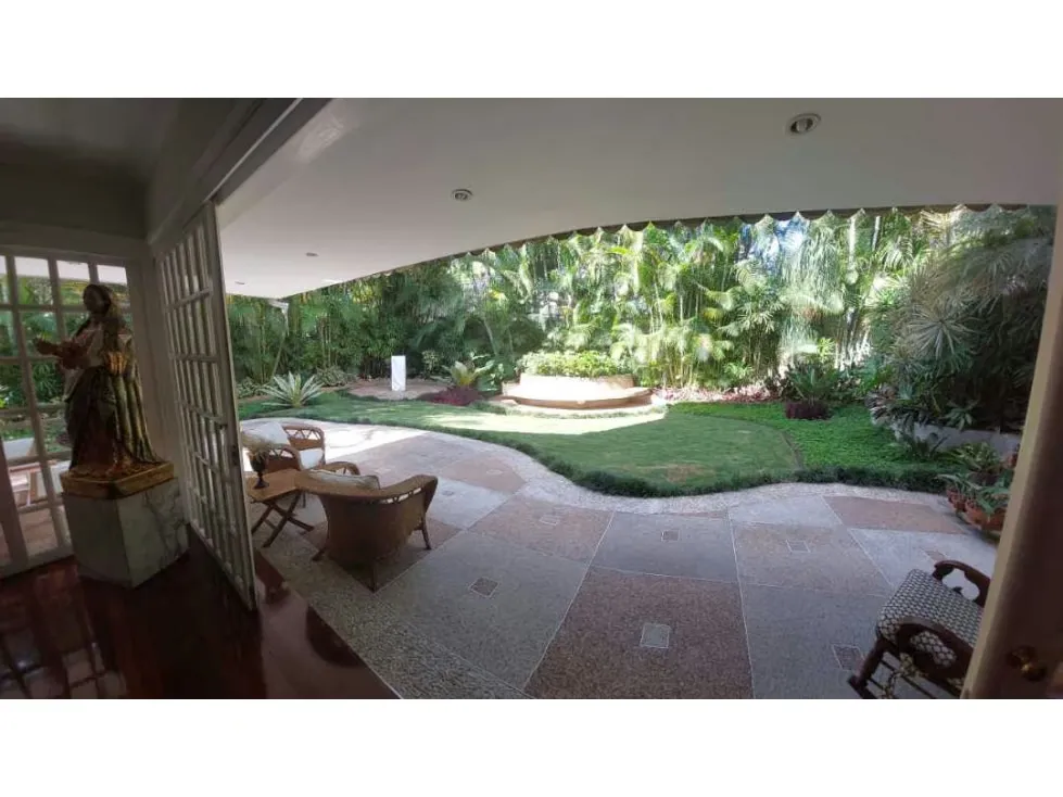 Vendo casa 650m2 Altamira 0399 - 8