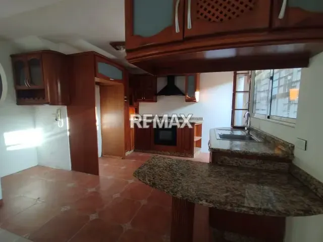 TOWNHOUSE EN VENTA MONTE BELLO - 3