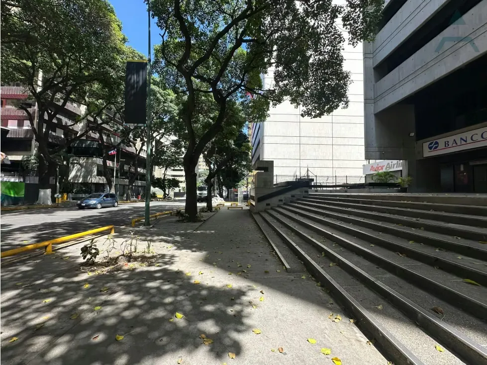 Se vende oficina 450m² con terraza en El Rosal - 21