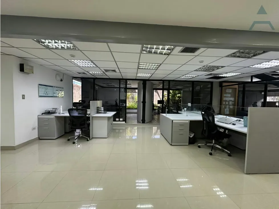 Se vende oficina 450m² con terraza en El Rosal - 5