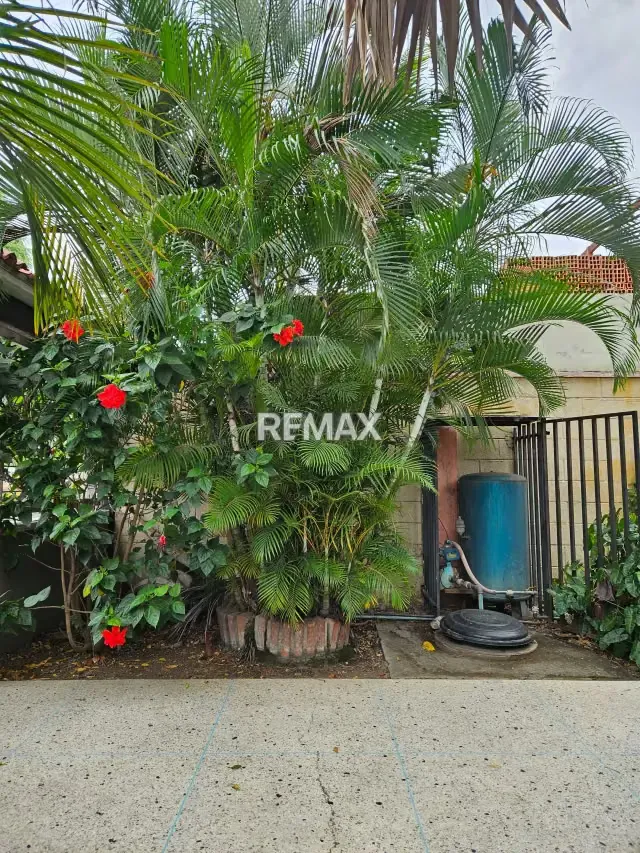 Se vende casa doble propósito (Residencial y Comercial) en Av. La Salle, Barquisimeto - 8
