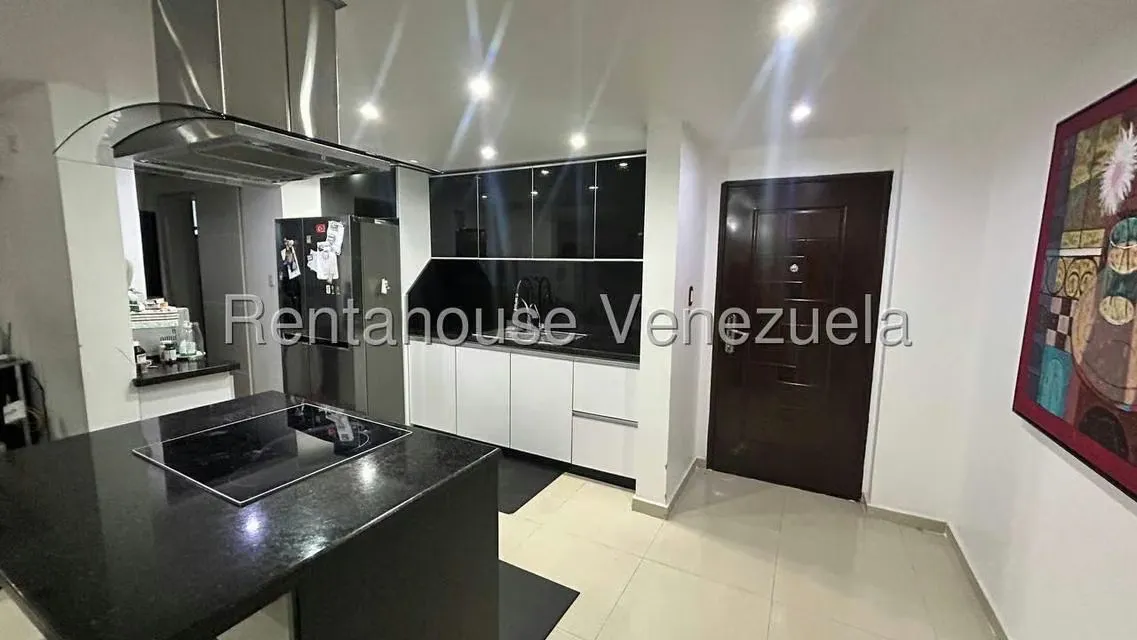 Apartamento (1 Nivel) en Venta en Zona Oeste, Lara - 2