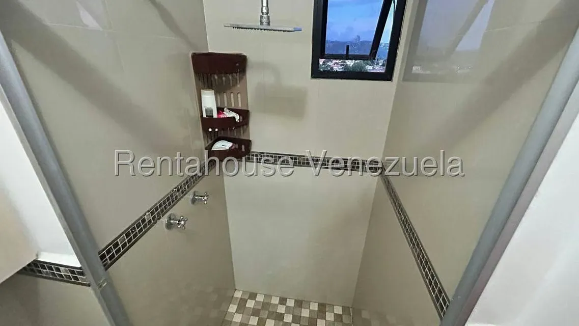Apartamento (1 Nivel) en Venta en Zona Oeste, Lara - 24