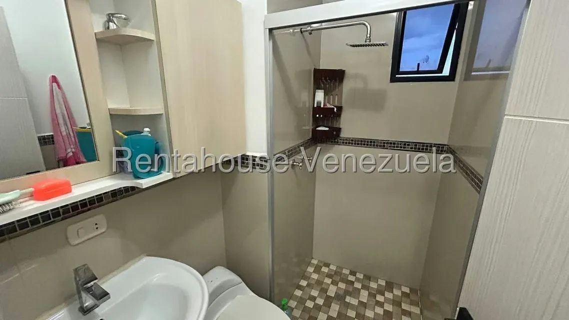 Apartamento (1 Nivel) en Venta en Zona Oeste, Lara - 25