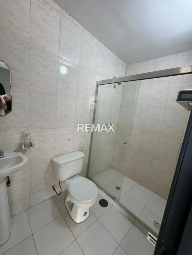 CASA MODERNA EN VENTA EN URB VILLA GRANADINA - 15