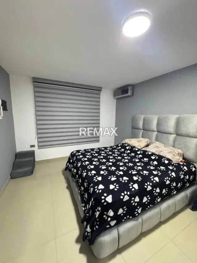 CASA MODERNA EN VENTA EN URB VILLA GRANADINA - 10