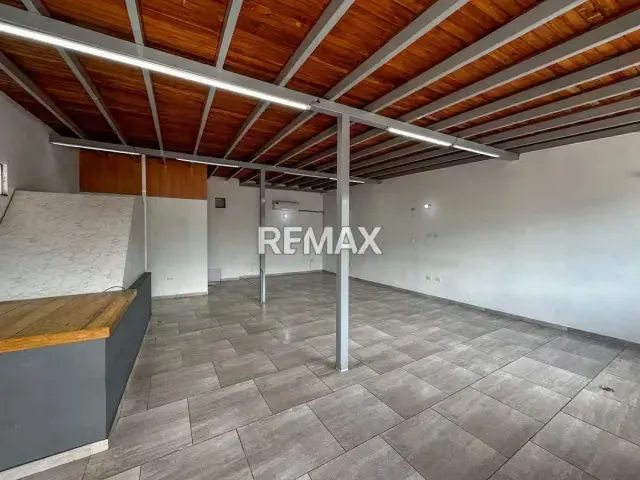 Se Alquila local comercial en Barrio obrero Carrera 19 entre calles 8 y 9 Segundo piso - 4