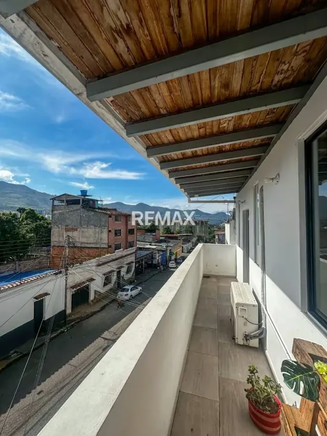 Se Alquila local comercial en Barrio obrero Carrera 19 entre calles 8 y 9 Segundo piso - 6