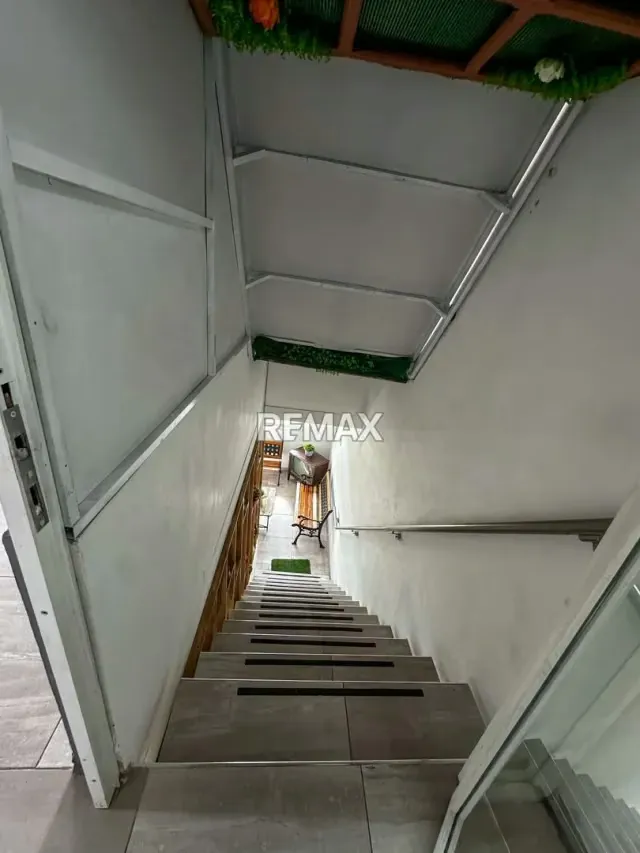 Se Alquila local comercial en Barrio obrero Carrera 19 entre calles 8 y 9 Segundo piso - 10