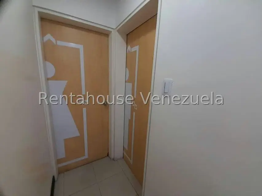 Oficina en Venta en Bello Monte, Distrito Metropolitano - 83