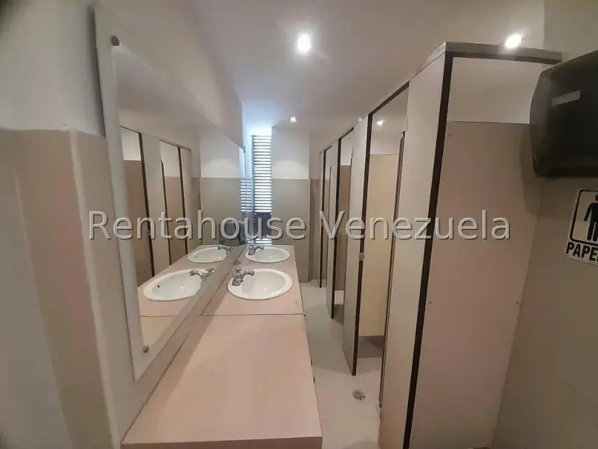 Oficina en Venta en Bello Monte, Distrito Metropolitano - 90