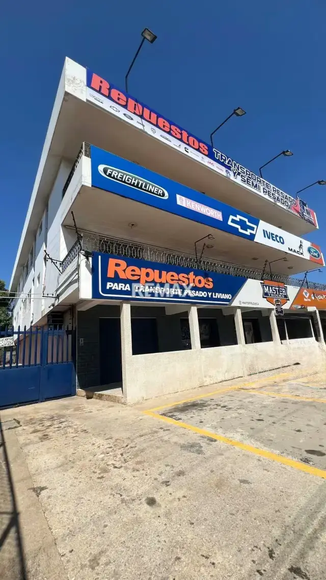 Se Vende Edificio Comercial en Circunvalación 2