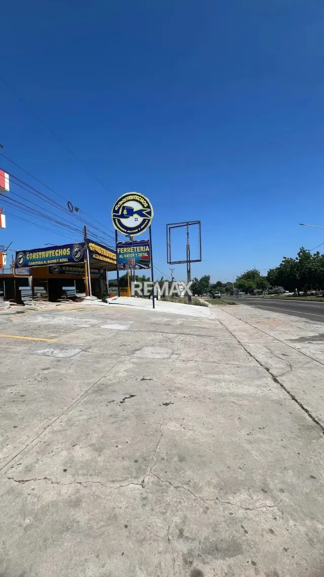 Se Vende Edificio Comercial en Circunvalación 2 - 11