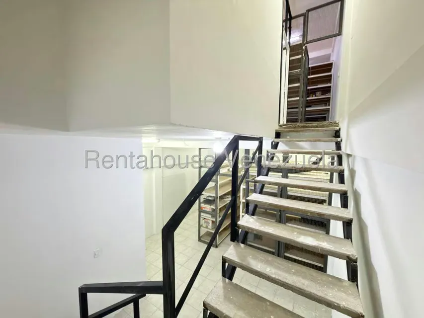 Local Comercial en Alquiler en Zona Industrial 1, Lara - 14