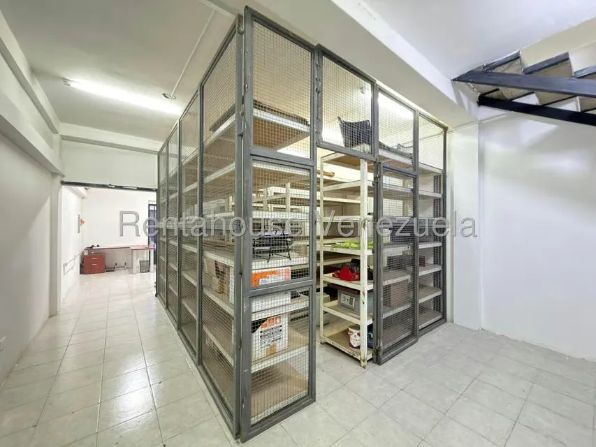 Local Comercial en Alquiler en Zona Industrial 1, Lara - 17