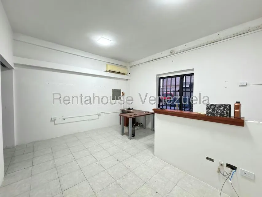 Local Comercial en Alquiler en Zona Industrial 1, Lara - 5